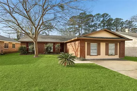 465 Ridgewood Loop, Mandeville, LA 70471