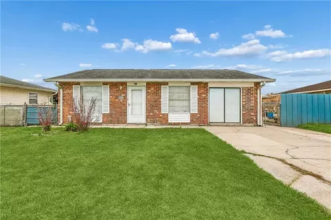 3021 Mount Kennedy Dr, Marrero, LA 70072