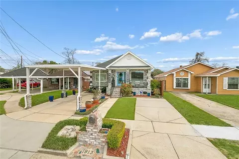 1913 Constantine Dr, Marrero, LA 70072
