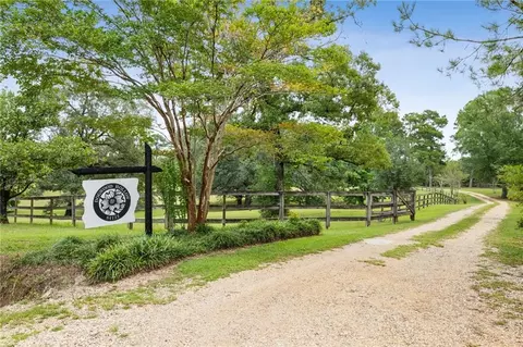 84132 Holliday Rd, Folsom, LA 70437