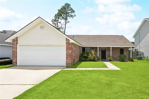 1243 Admiral Nelson Dr, Slidell, LA 70461