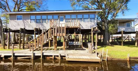 19123 Owl Bayou Rd, Akers, LA 70421
