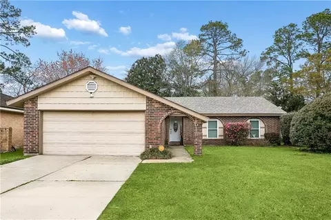317 Somerset Dr, Slidell, LA 70461