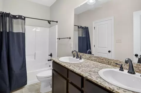 Bath - 100 April Ct, Covington, LA 70433 photo 1 of 2