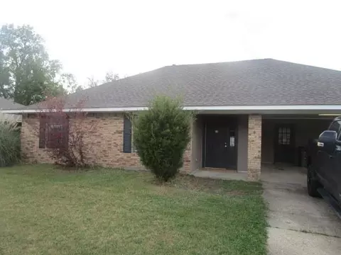 9724 Mint Dr, Baton Rouge, LA 70809