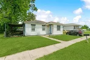 2112 Liccardi Ln, Violet, LA 70092
