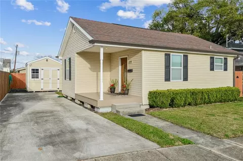 177 Bailey St, Harahan, LA 70123