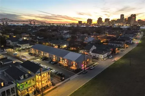 213 Pacific Ave, New Orleans, LA 70114