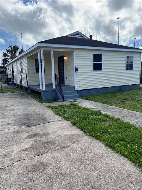 3125 27 Arts St, New Orleans, LA 70122