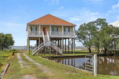 89 Lakeview Dr, Slidell, LA 70458