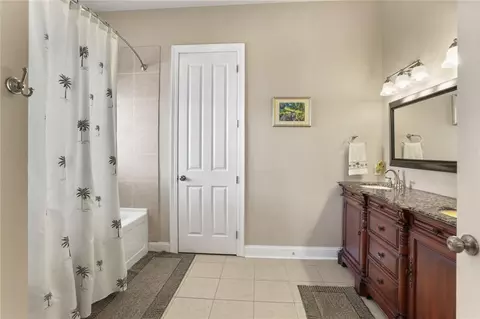 Bath - 89 Lakeview Dr, Slidell, LA 70458 photo 1 of 2