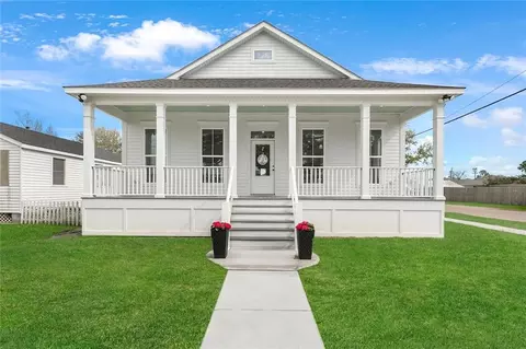 701 Thirba St, Metairie, LA 70003
