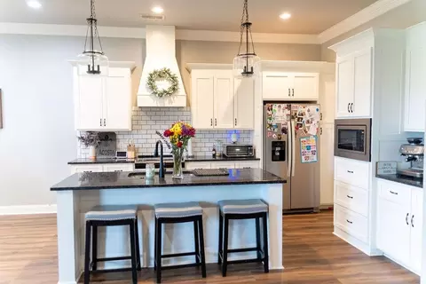 Kitchen - 19282 Deerfield Loop, Loranger, LA 70446 photo 1 of 4