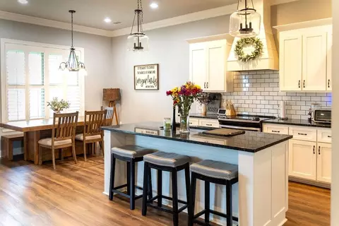 Kitchen - 19282 Deerfield Loop, Loranger, LA 70446 photo 2 of 4
