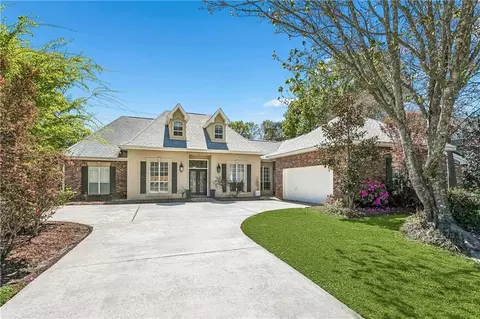 511 River Oaks Dr, Covington, LA 70433