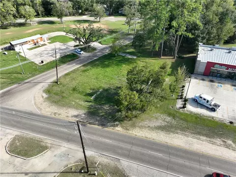 1112 E Thomas St, Hammond, LA 70401 photo 2