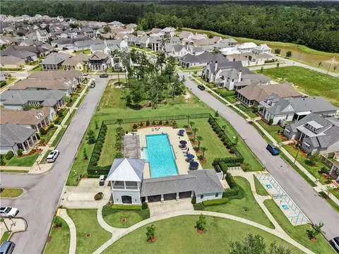 View/Area - 144 Laura Ln, Covington, LA 70433 photo 1 of 2