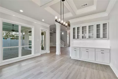 Dining - 144 Laura Ln, Covington, LA 70433 photo 1 of 4