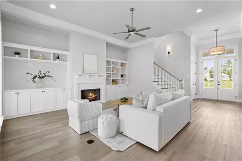 Living - 144 Laura Ln, Covington, LA 70433 photo 6 of 7