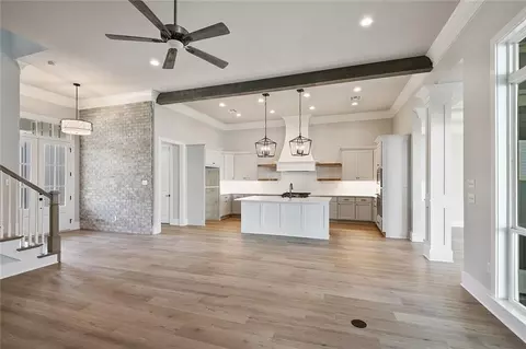 Living - 144 Laura Ln, Covington, LA 70433 photo 7 of 7