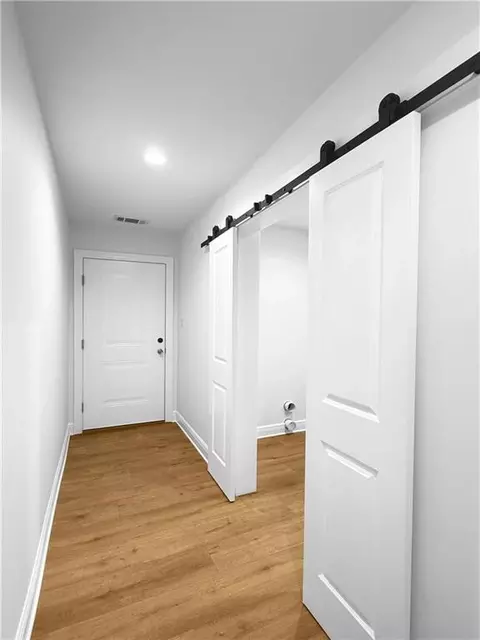 Entry Way - 305 E Pearl St, Slidell, LA 70461 photo 1 of 1