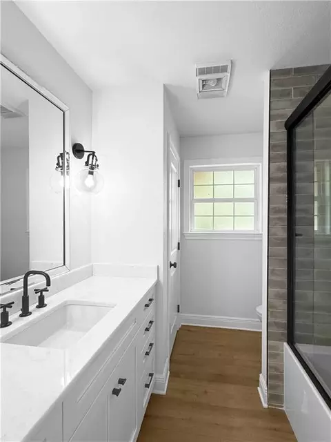 Bath - 305 E Pearl St, Slidell, LA 70461 photo 1 of 5