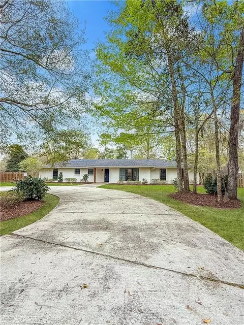 Other - 305 E Pearl St, Slidell, LA 70461 photo 1 of 7