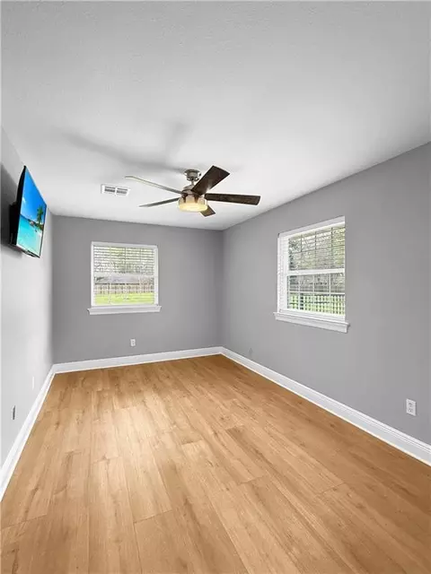 Bedroom - 305 E Pearl St, Slidell, LA 70461 photo 2 of 2
