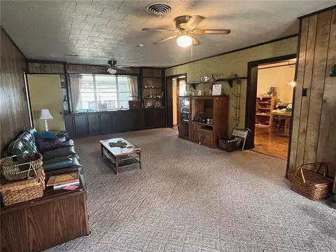 Living - 125 River Oaks Dr, Luling, LA 70070 photo 3 of 5