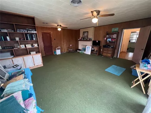 Living - 125 River Oaks Dr, Luling, LA 70070 photo 5 of 5
