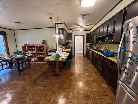 Kitchen - 125 River Oaks Dr, Luling, LA 70070 photo 1 of 3
