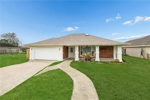 7330 Bullard Ave, New Orleans, LA 70128