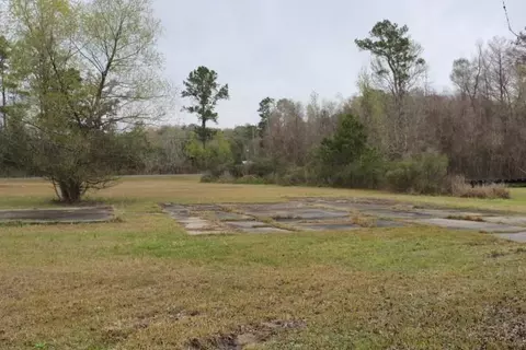 Riverscape Drive, Springfield, LA 70462 photo 2