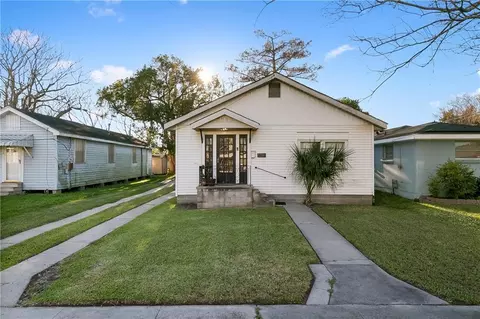 510 Fos Ave, Harvey, LA 70058