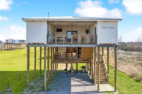 1729 Yscloskey Hwy, Saint Bernard, LA 70085