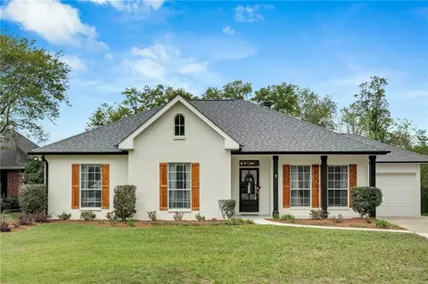 19183 Hector St, Mandeville, LA 70471