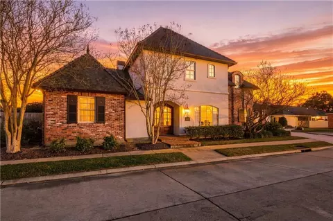6008 Stonegate Dr, Alexandria, LA 71303