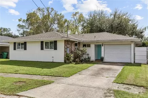 9432 Mark Ln, River Ridge, LA 70123