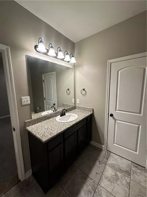 Bath - 80 Boutte Estates Dr, Boutte, LA 70039 photo 1 of 6