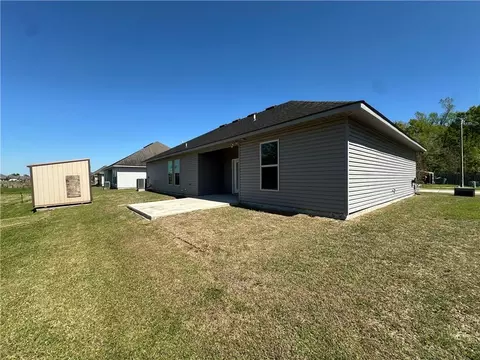 Exterior - 80 Boutte Estates Dr, Boutte, LA 70039 photo 4 of 4