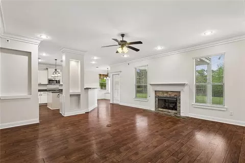 Living - 205 Del Sol W, Covington, LA 70433 photo 2 of 6