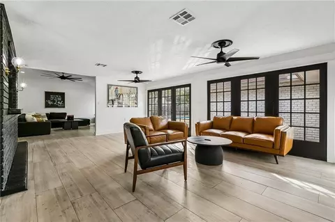 Living - 344 Devon Rd, Laplace, LA 70068 photo 3 of 3