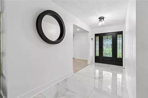 Entry Way - 344 Devon Rd, Laplace, LA 70068 photo 1 of 1