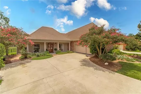 451 Lake Orleans Blvd, Ponchatoula, LA 70454