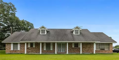 16536 40 Hwy, Independence, LA 70443