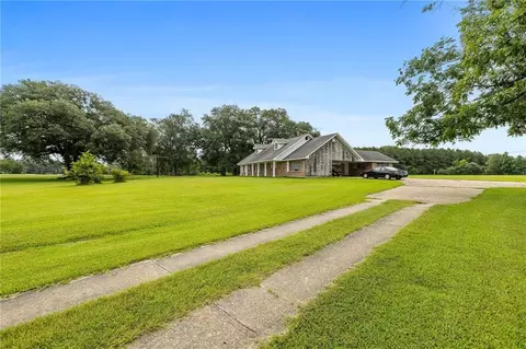 Exterior - 16536 40 Hwy, Independence, LA 70443 photo 5 of 5