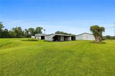 Exterior - 16536 40 Hwy, Independence, LA 70443 photo 3 of 5