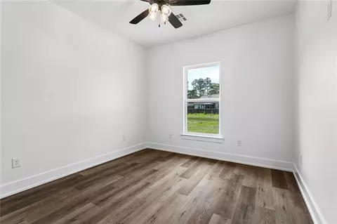 Bedroom - 72629 Robindale Dr, Covington, LA 70435 photo 1 of 3