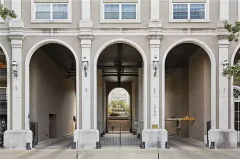 1750 St Charles Ave #633, New Orleans, LA 70130