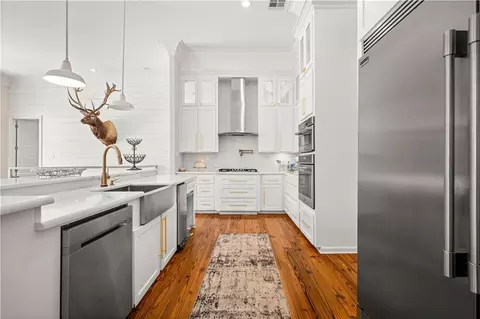 Kitchen - 143 J Ds Pt, Boyce, LA 71409 photo 6 of 8